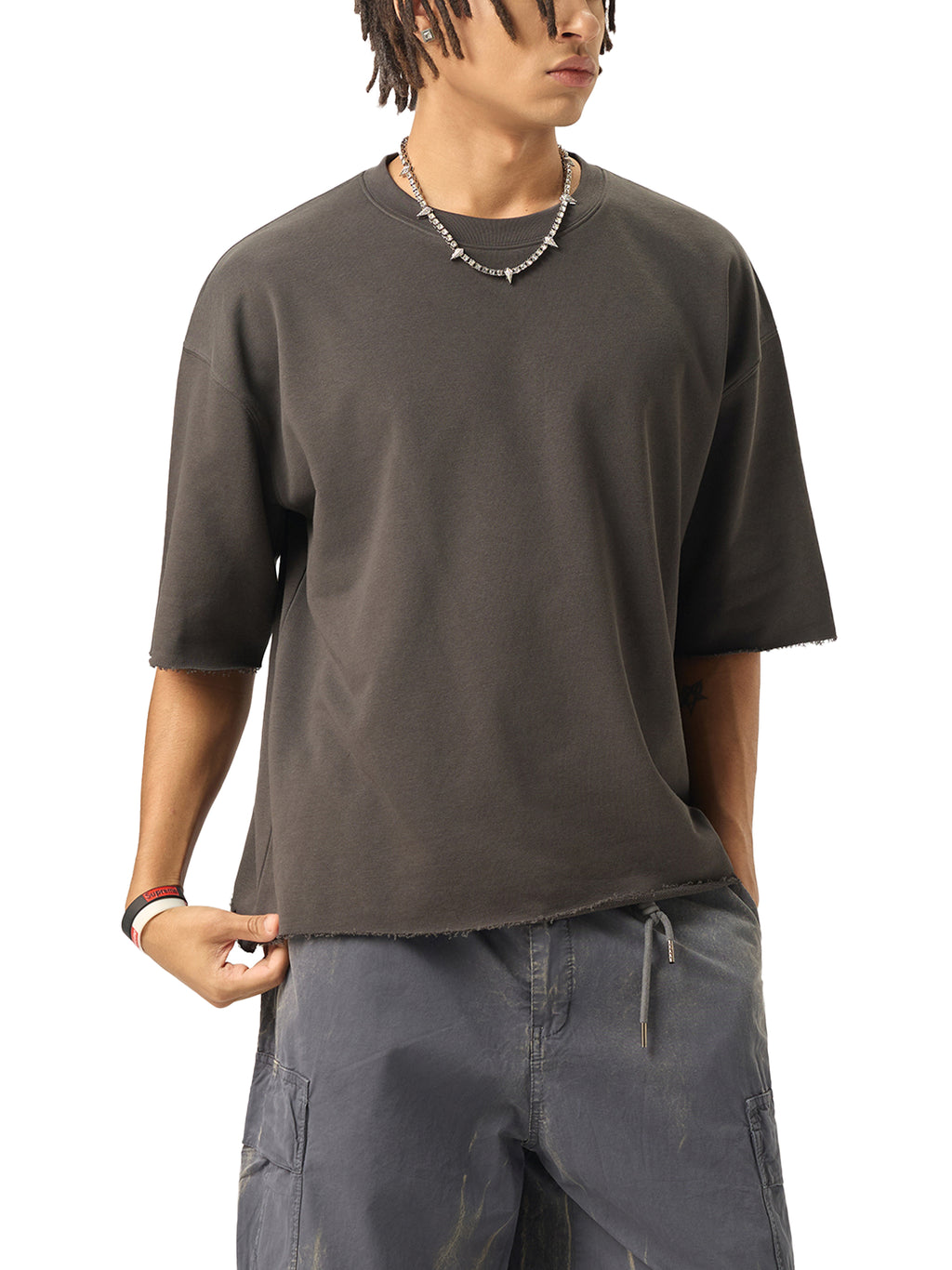 Epi-Night Out(Embro) - Boxy Half-Sleeve Raw-Edge T-Shirt